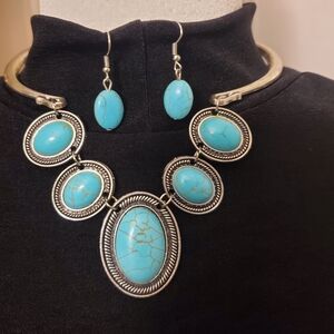 Vintage Turquoise and Silver Necklace and Earring Set